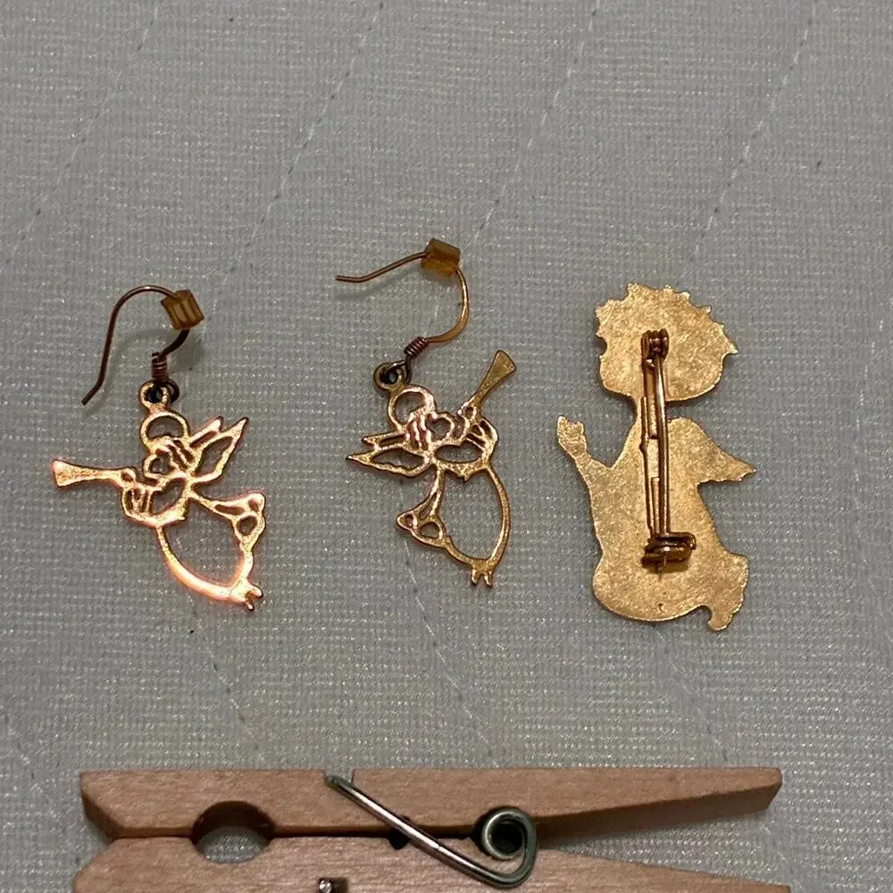 Vintage Christmas Angel Jewelry Lot Gold Tone Trumpet Earrings Angel Brooch